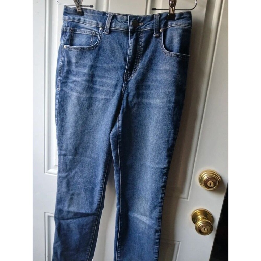 Women's Medium Dark Wash Skinny Jeans